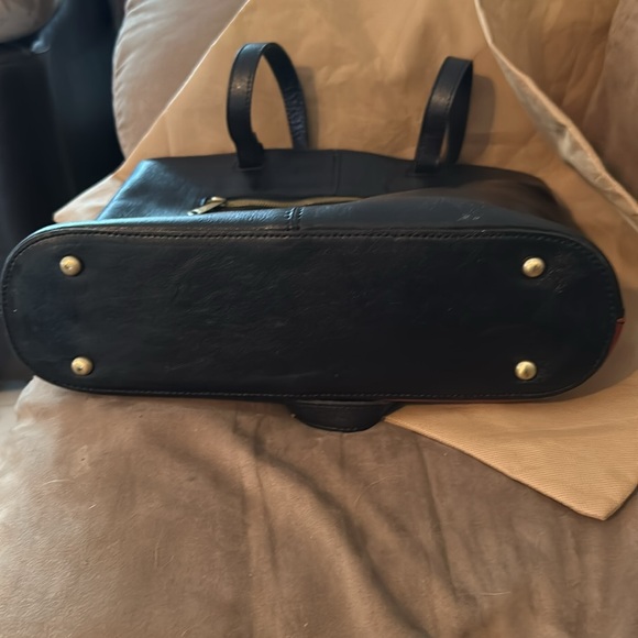 LNC. Patricia asked color blocked tote bag. - Picture 6 of 7